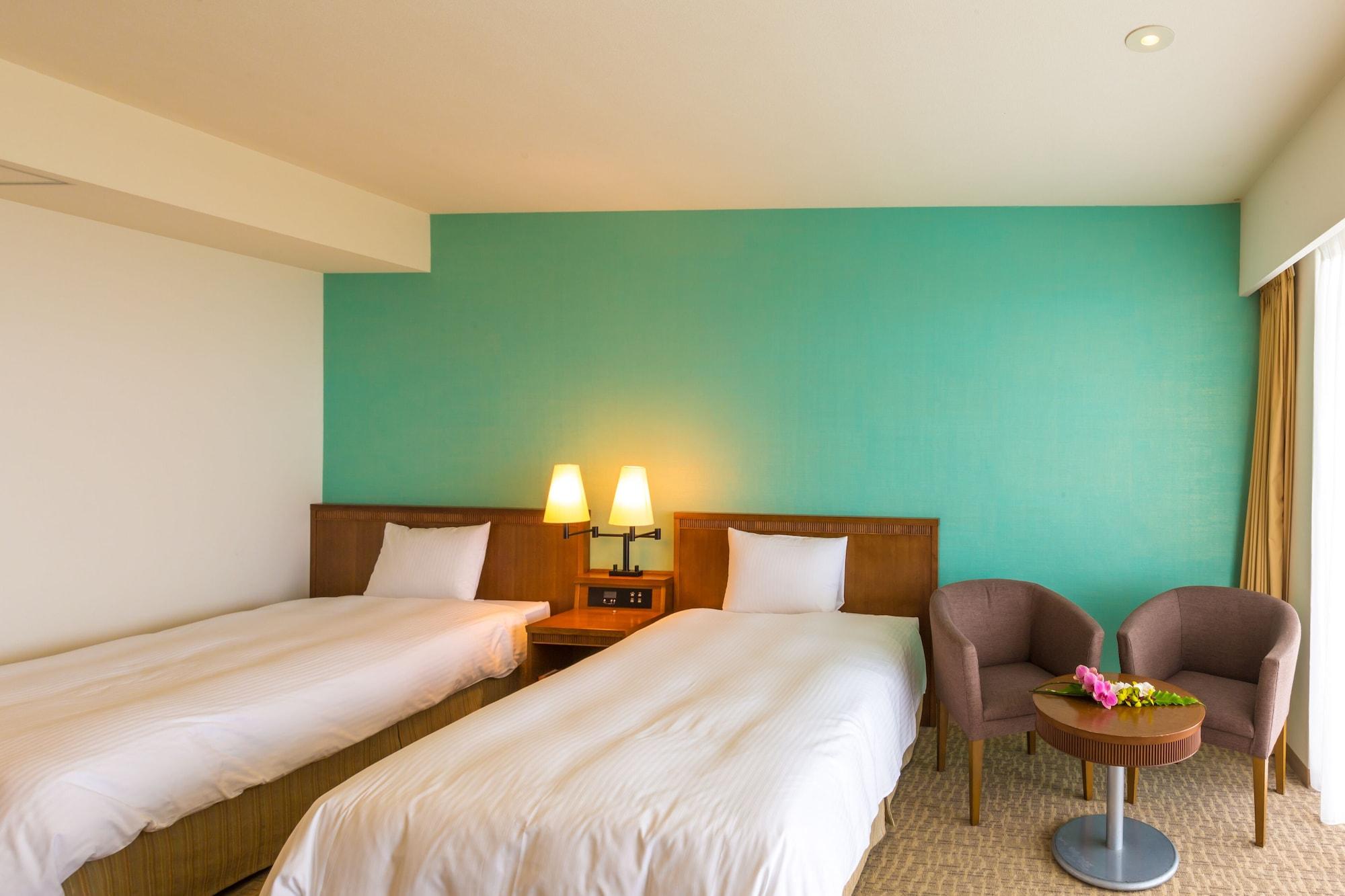 Okinawa Em Wellness Kurashinohakko Lifestyle Resort מראה חיצוני תמונה