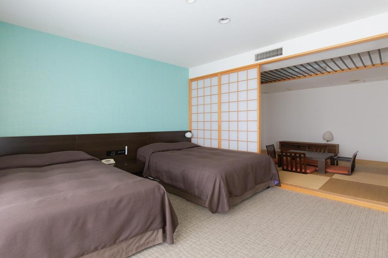 Okinawa Em Wellness Kurashinohakko Lifestyle Resort מראה חיצוני תמונה